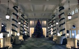 Omni-Homestead-Resort-Christmas-Tree